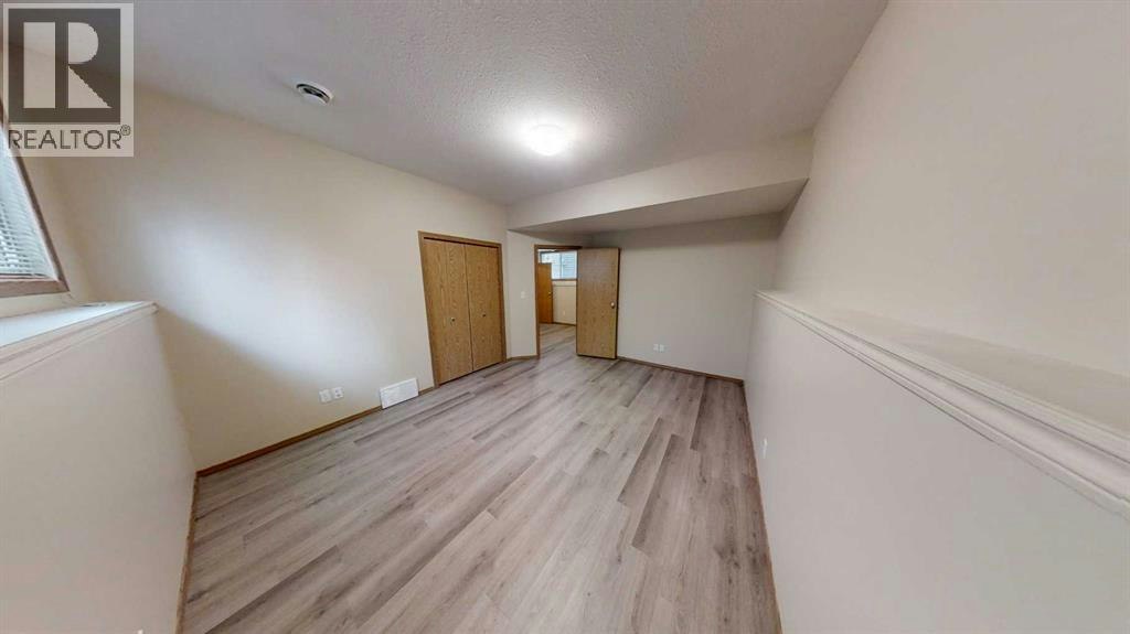 B-9901 109 Avenue, Grande Prairie, AB, T8V 1R7 - 10