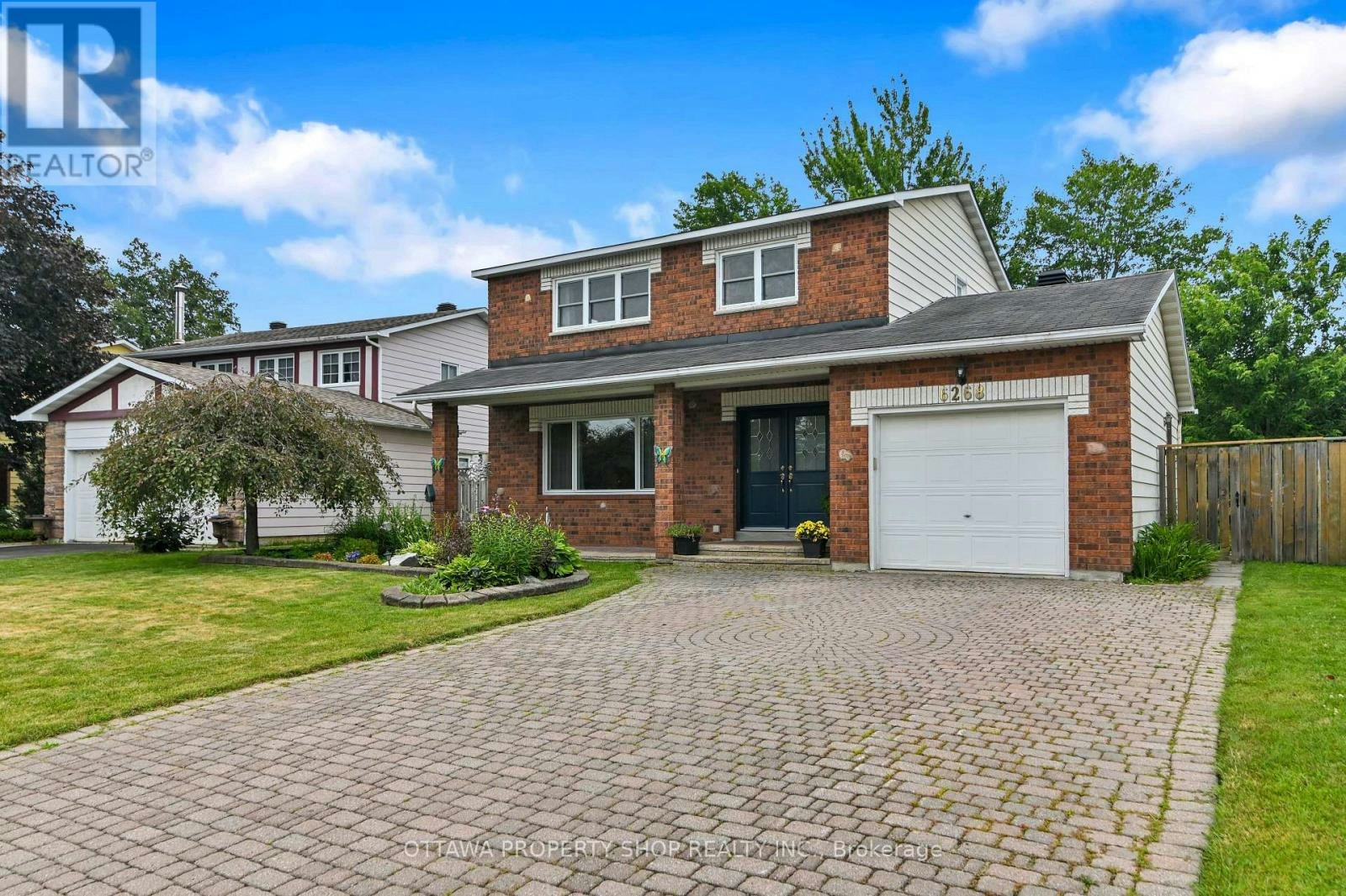 6268 Steamer Lane, Ottawa, ON, K1C 1C9