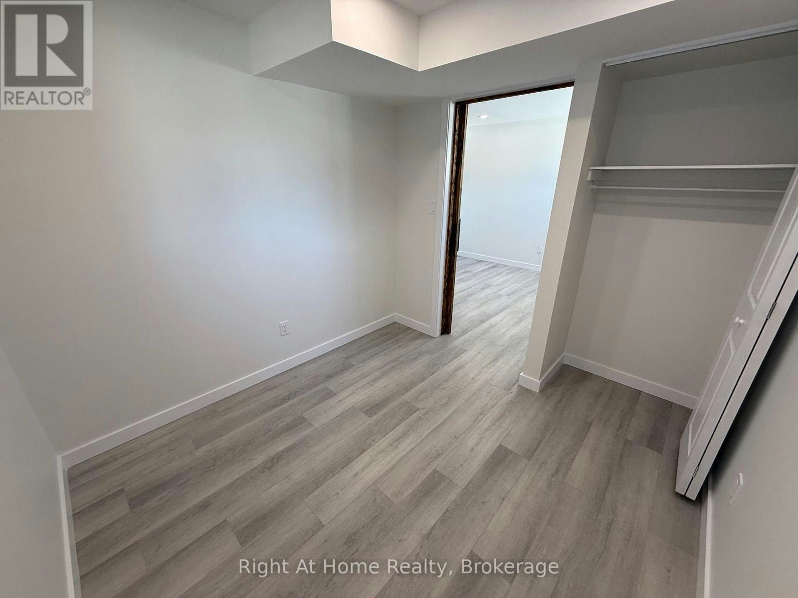 LOWER-245 Benninger Drive, Kitchener, ON, N2E 0K1 - 10