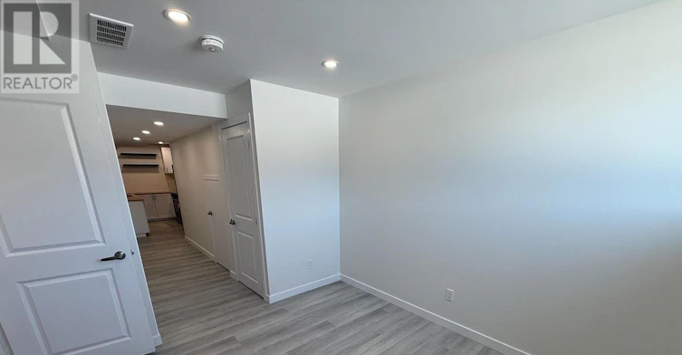LOWER-245 Benninger Drive, Kitchener, ON, N2E 0K1 - 6