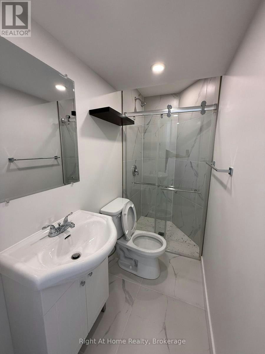 LOWER-245 Benninger Drive, Kitchener, ON, N2E 0K1 - 7