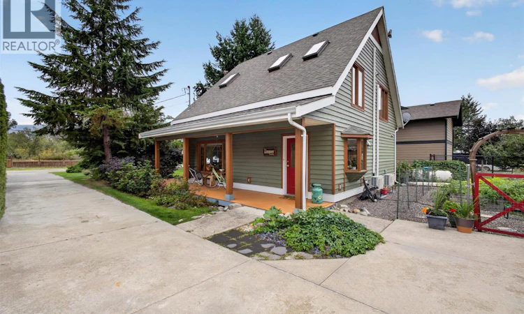 7366 Fintry Delta Road