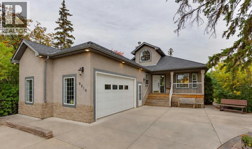 8816 48 Avenue, Calgary, AB, T3B 2B2