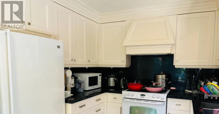 1A-719 Old Bathurst Street, King, ON, L3X 3A6 - 7
