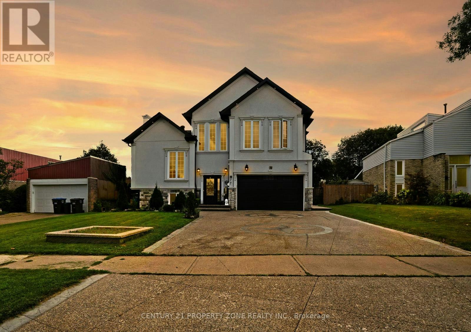 77 Bowshelm Court, Mississauga, ON, L5N 1K2
