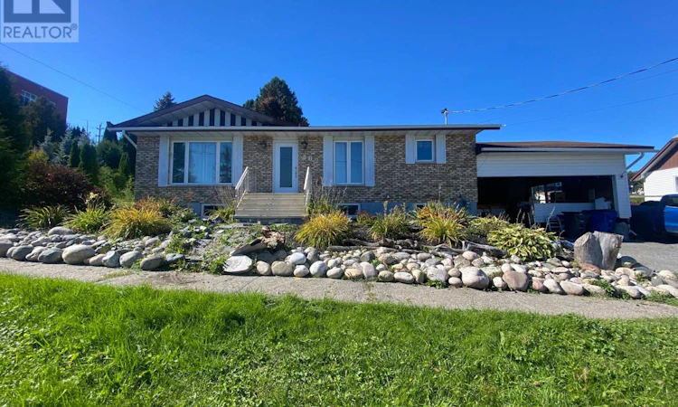 402 Meridian Avenue
