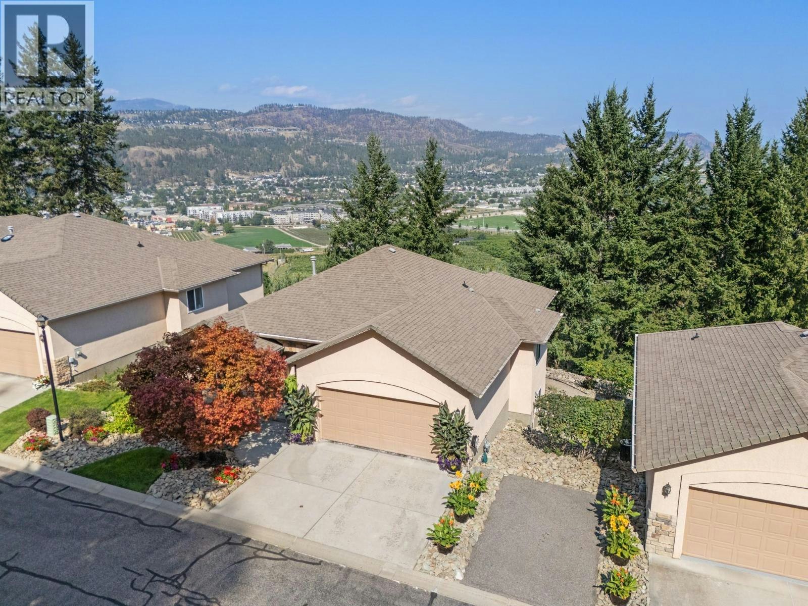 3-2300 Silver Place, Kelowna, BC, V1V 2L5