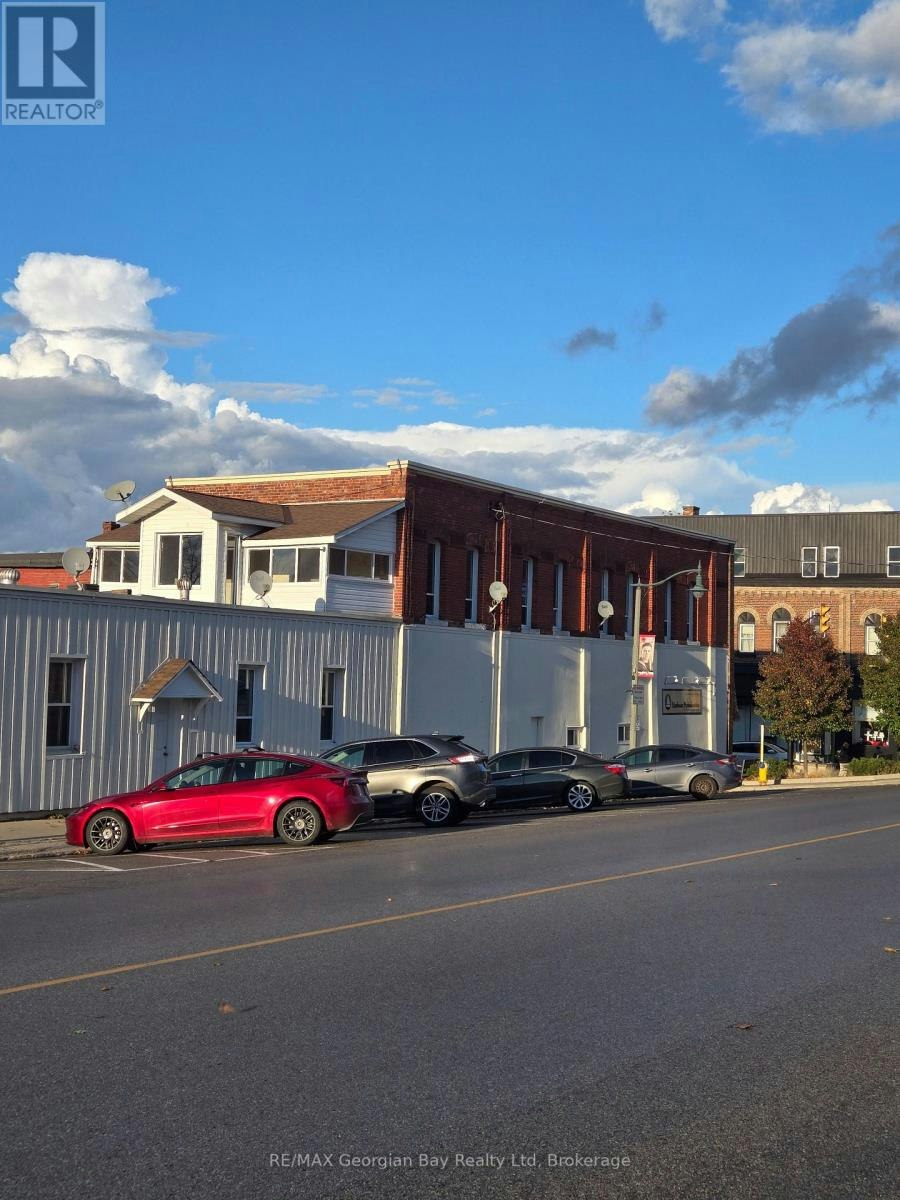 3-90 Main Street, Penetanguishene, ON, L9M 1T4 - 3