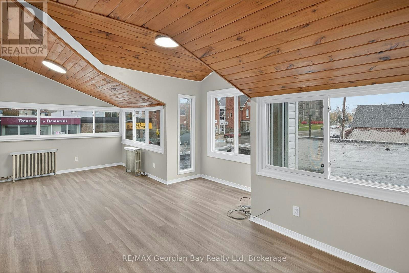 3-90 Main Street, Penetanguishene, ON, L9M 1T4 - 8