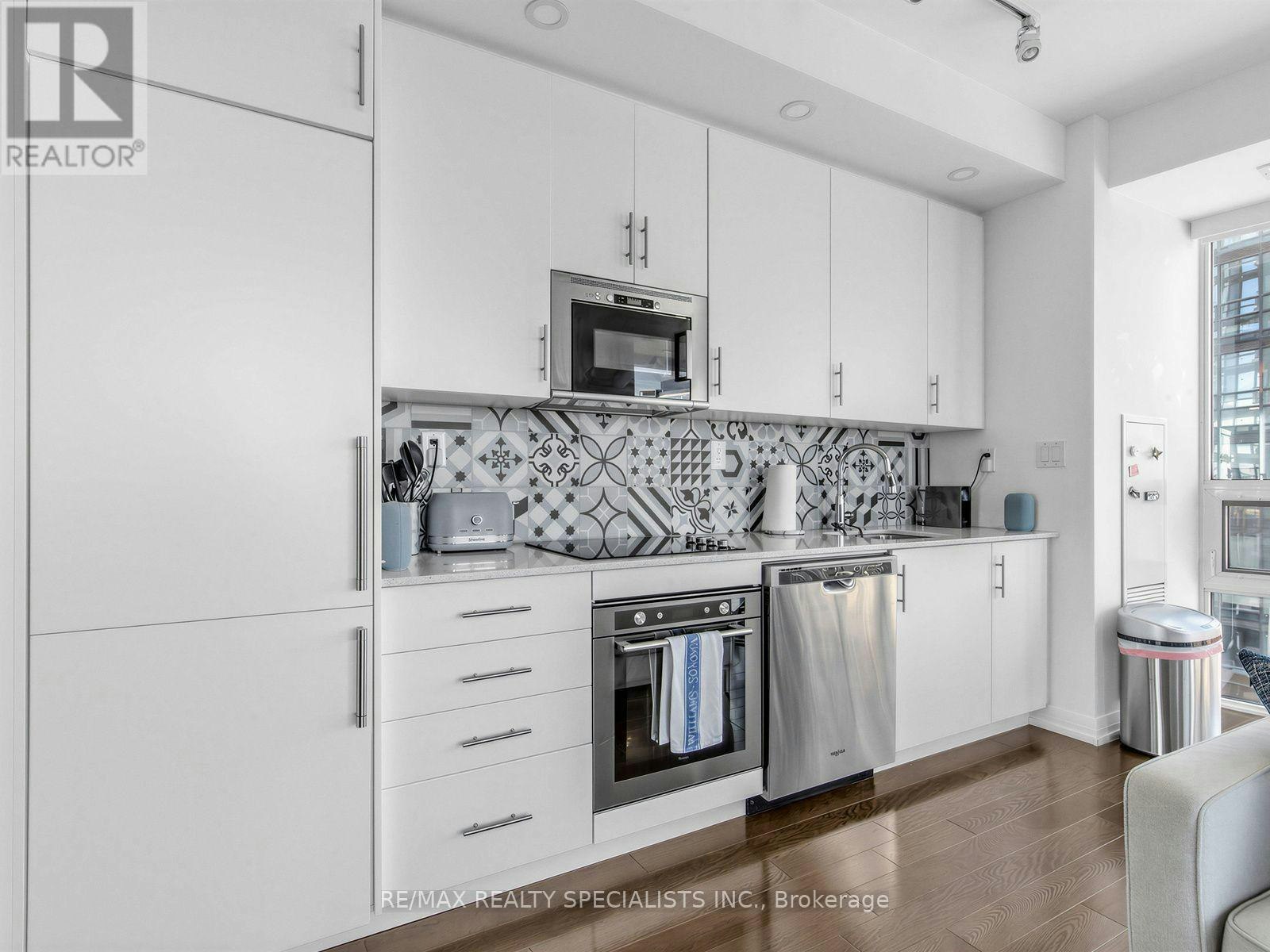1711-460 Adelaide Street E, Toronto, ON, M5A 0E7 - 15