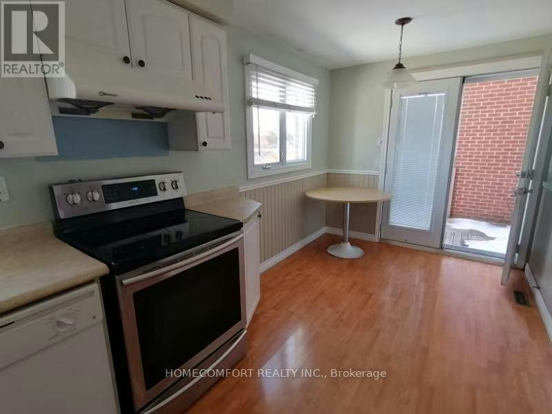 68 Carondale Crescent, Toronto, ON, M1W 2B1 2