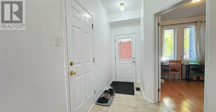 148 Grovemont Drive, Ottawa, ON, K2G 6Z9 - 3