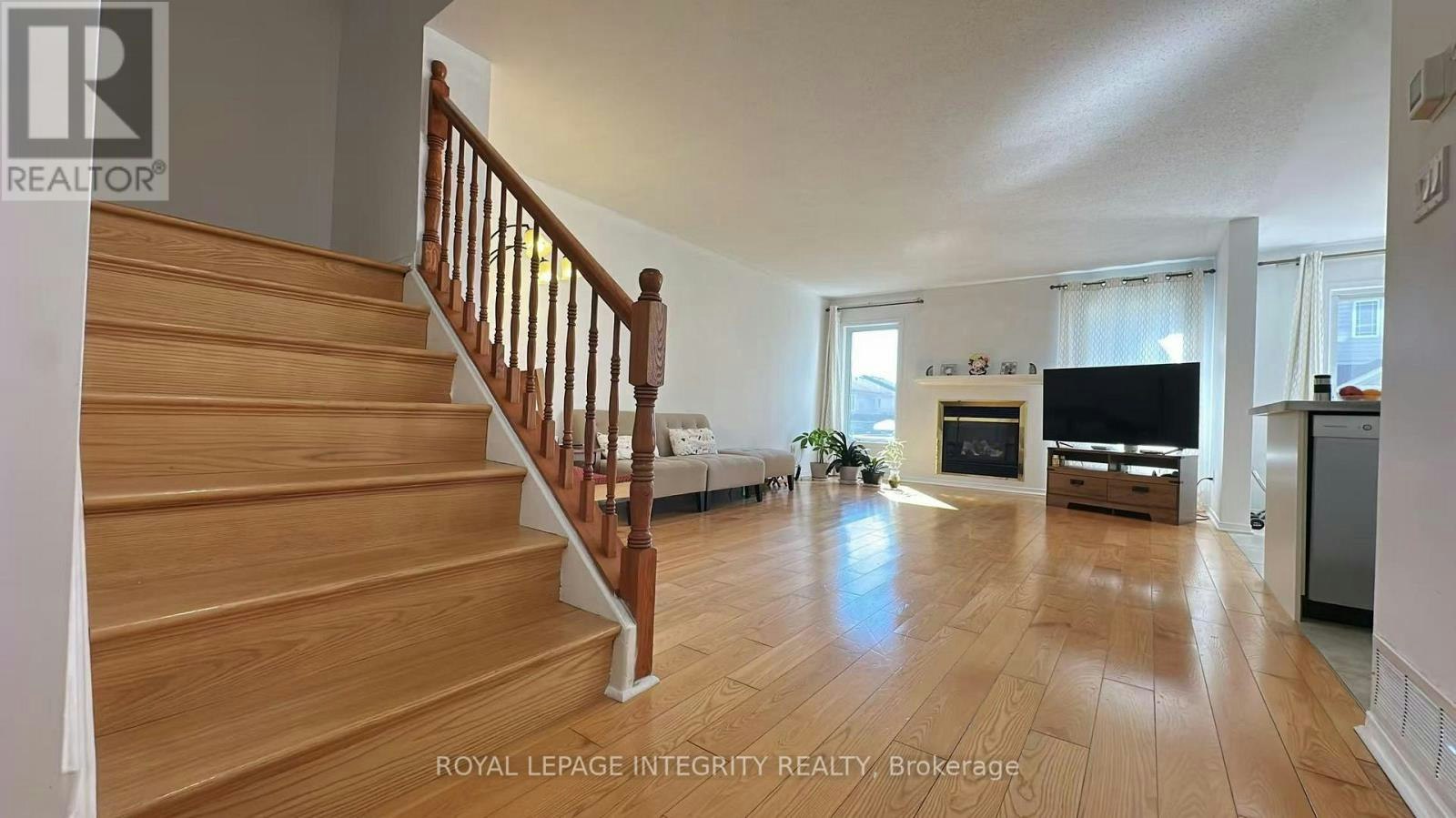 148 Grovemont Drive, Ottawa, ON, K2G 6Z9 - 7