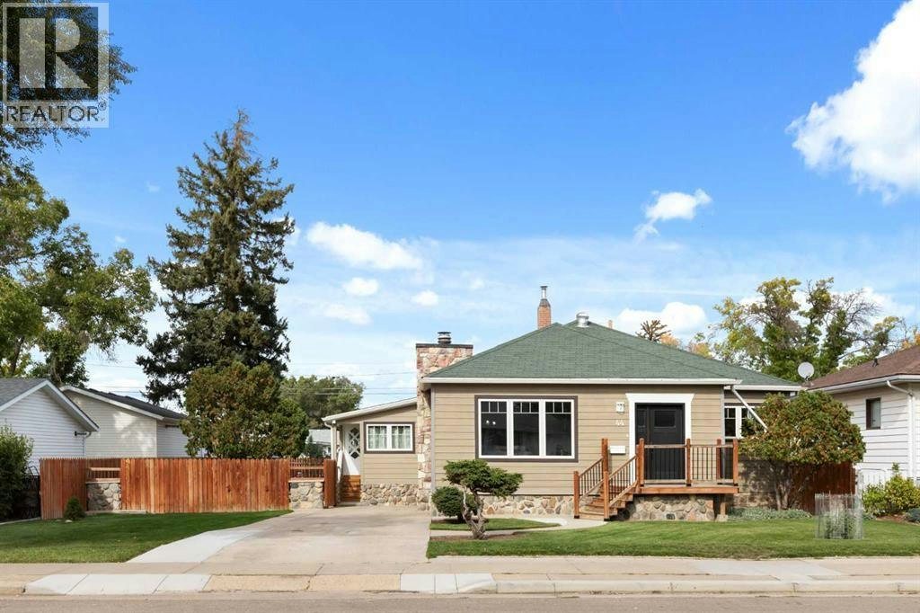 44 8 Street NE, Medicine Hat, AB, T1A 5R3