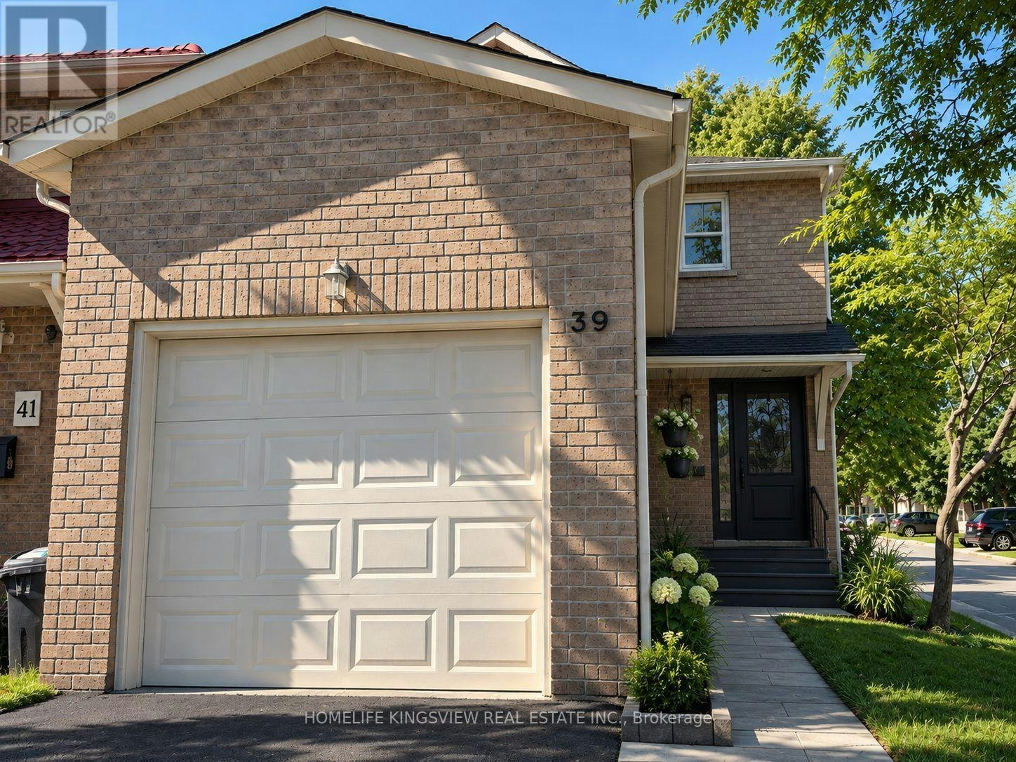 39 Pioneer Pathway, Toronto, ON, M1B 3S3