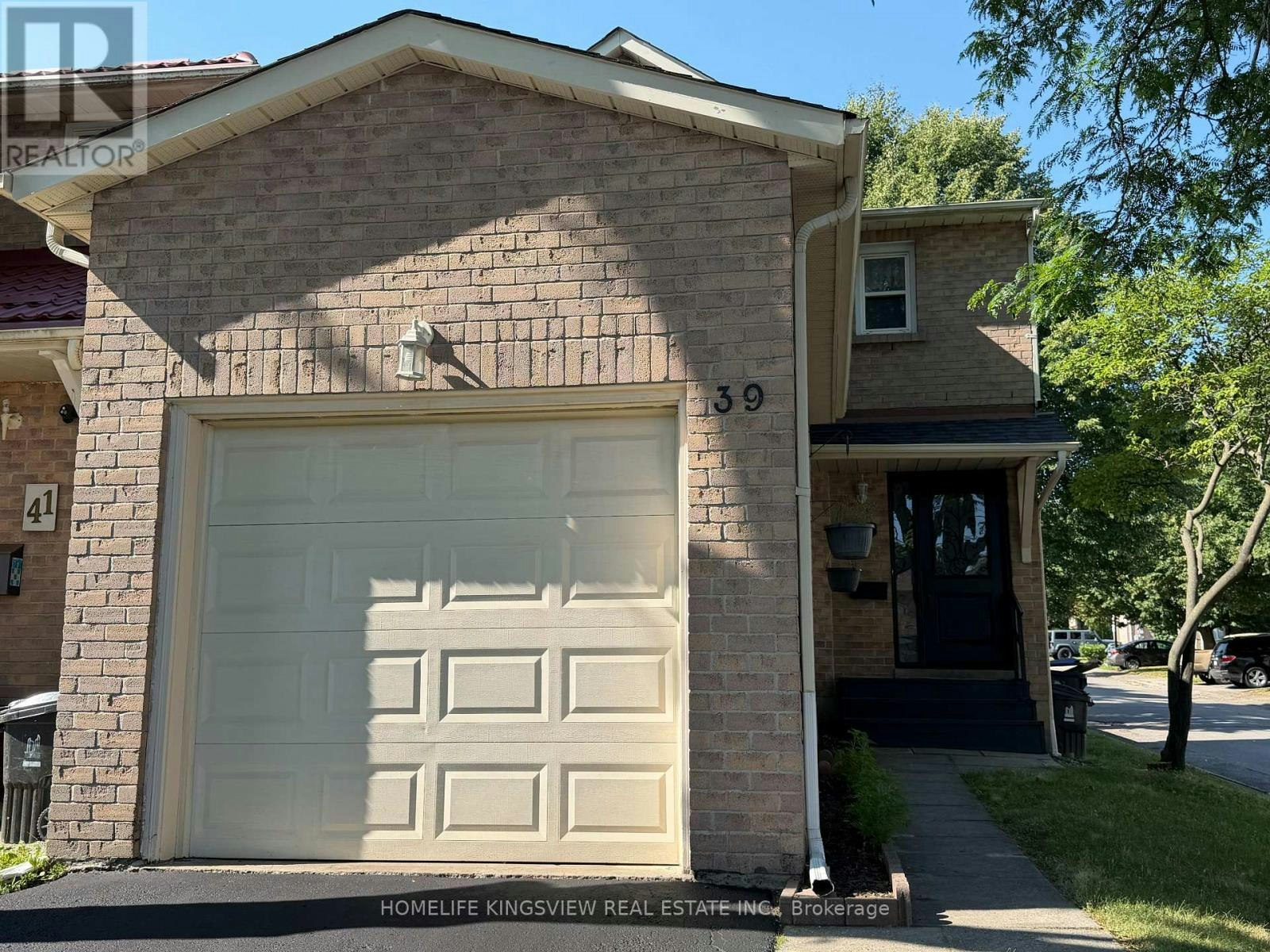 39 Pioneer Pathway, Toronto, ON, M1B 3S3