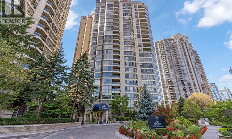 1604-55 Kingsbridge Garden Circle