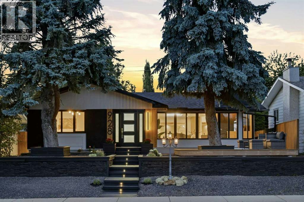 928 120 Avenue SE, Calgary, AB, T2J 2K7