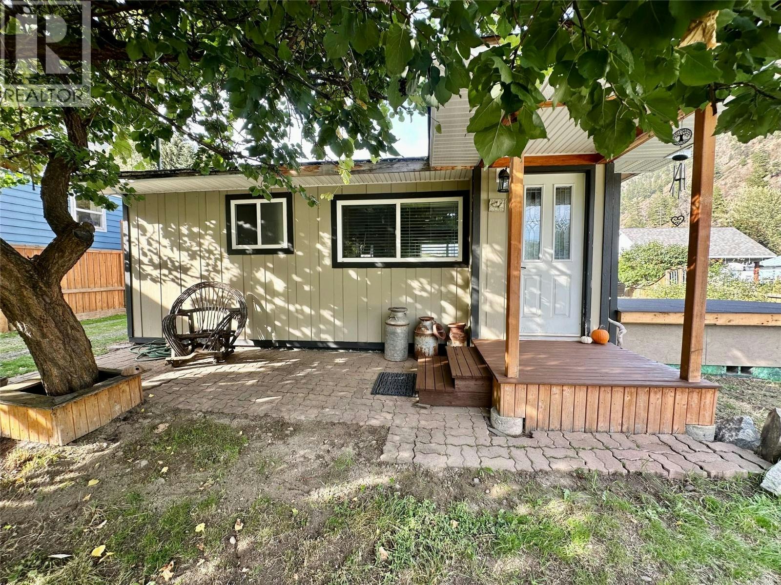 2632 6th Street, Olalla, BC, V0X 1N0