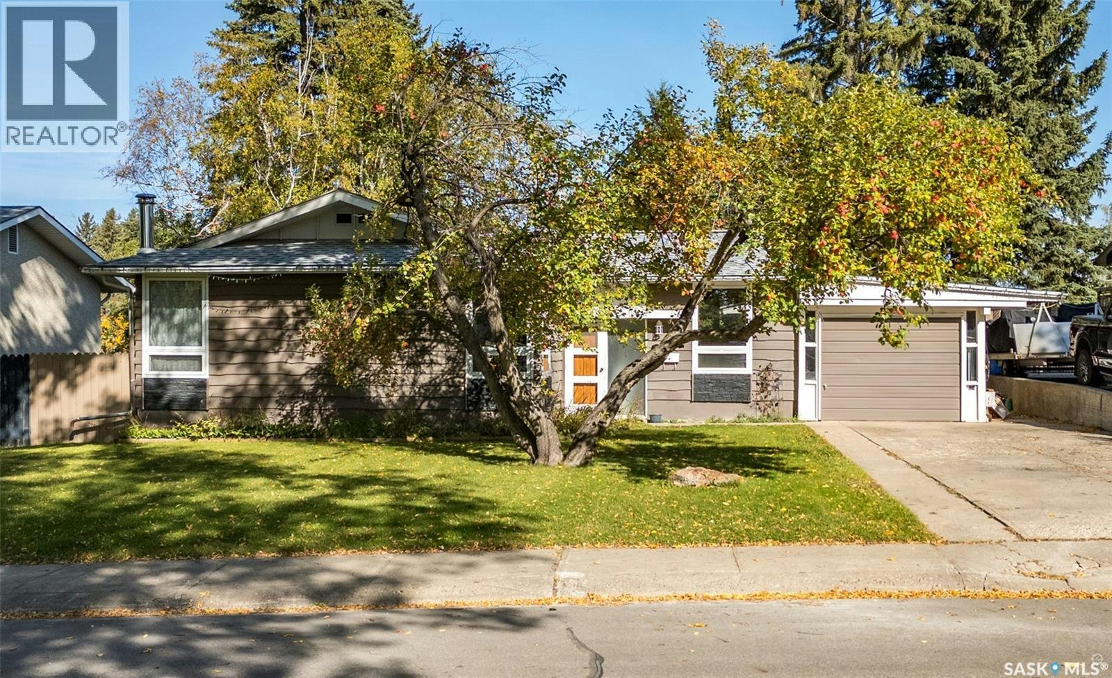 690 Eastwood Street, Prince Albert, SK, S6V 2T5
