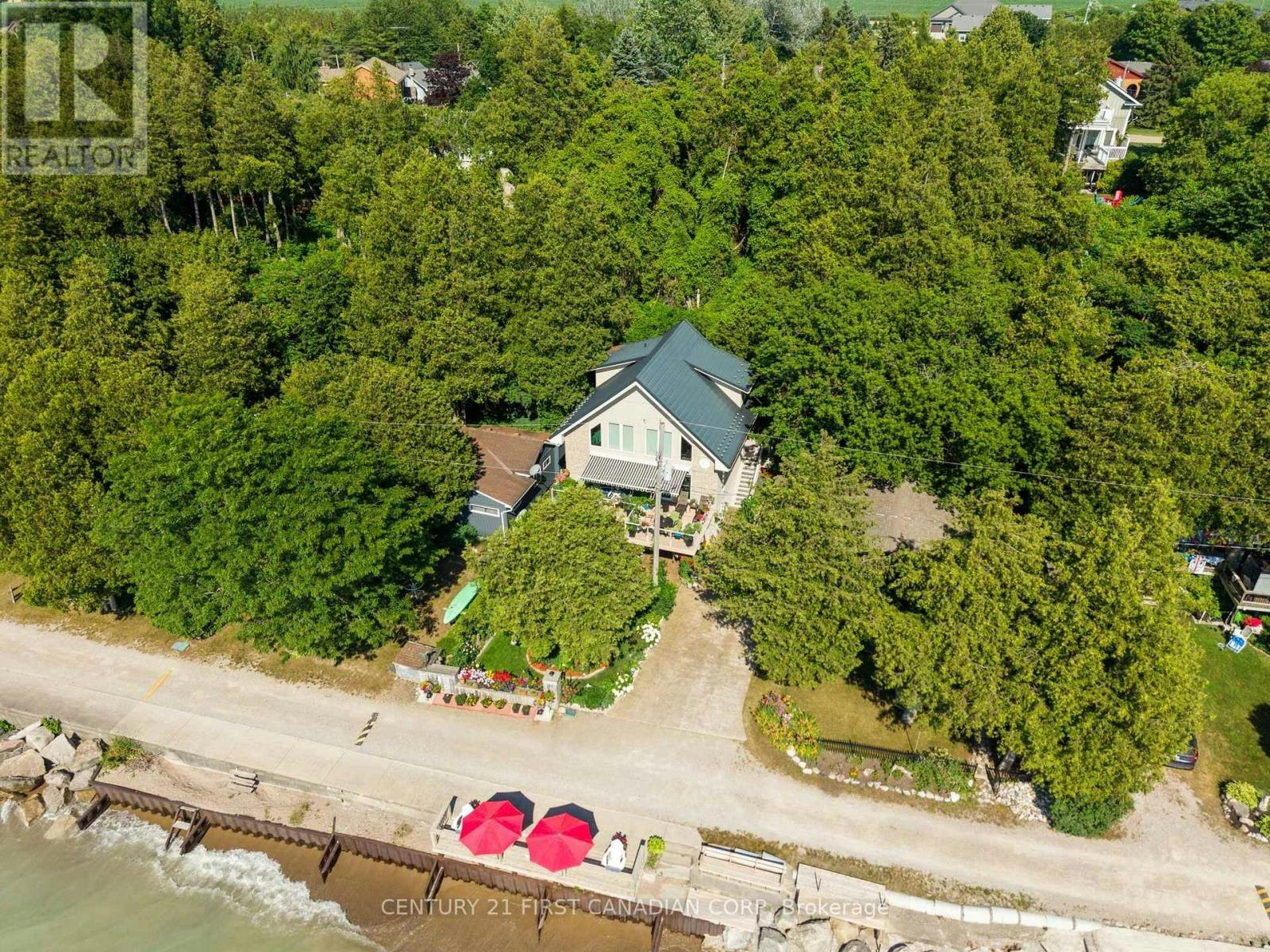 73614 Drysdale Beach Road, Bluewater, ON, N0M 2T0