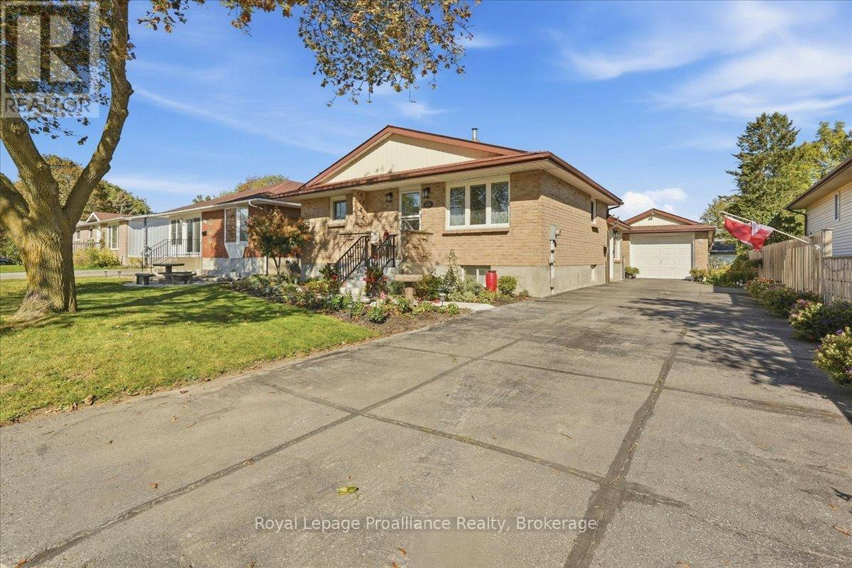 68 Tracey Street, Belleville, ON, K8P 2R8