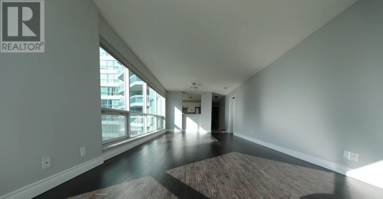 2412-10 Yonge Street, Toronto, ON, M5E 1R4 - 2