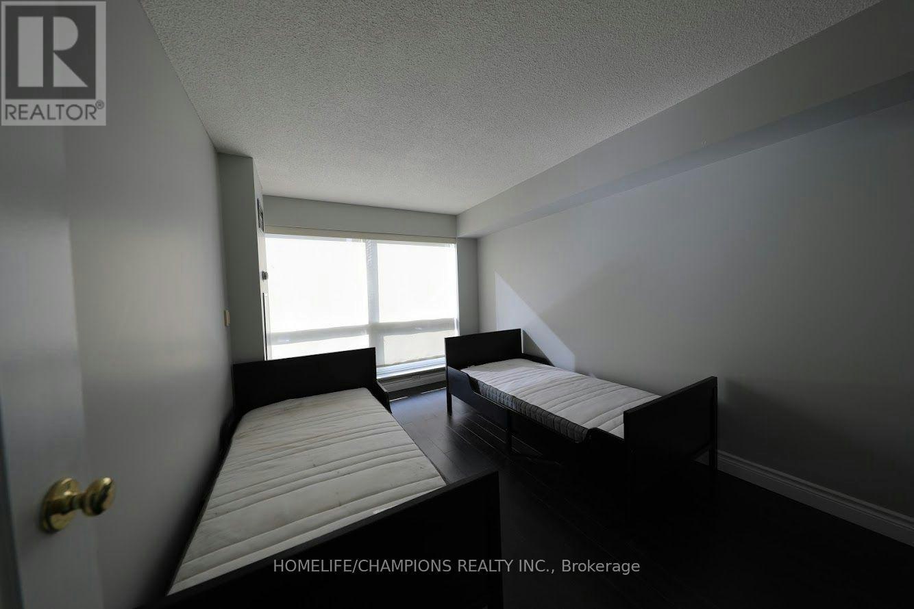 2412-10 Yonge Street, Toronto, ON, M5E 1R4 - 11