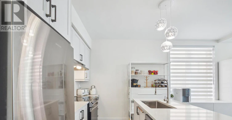 9-1 Bond Crescent, Richmond Hill, ON, L4E 1J4 - 5