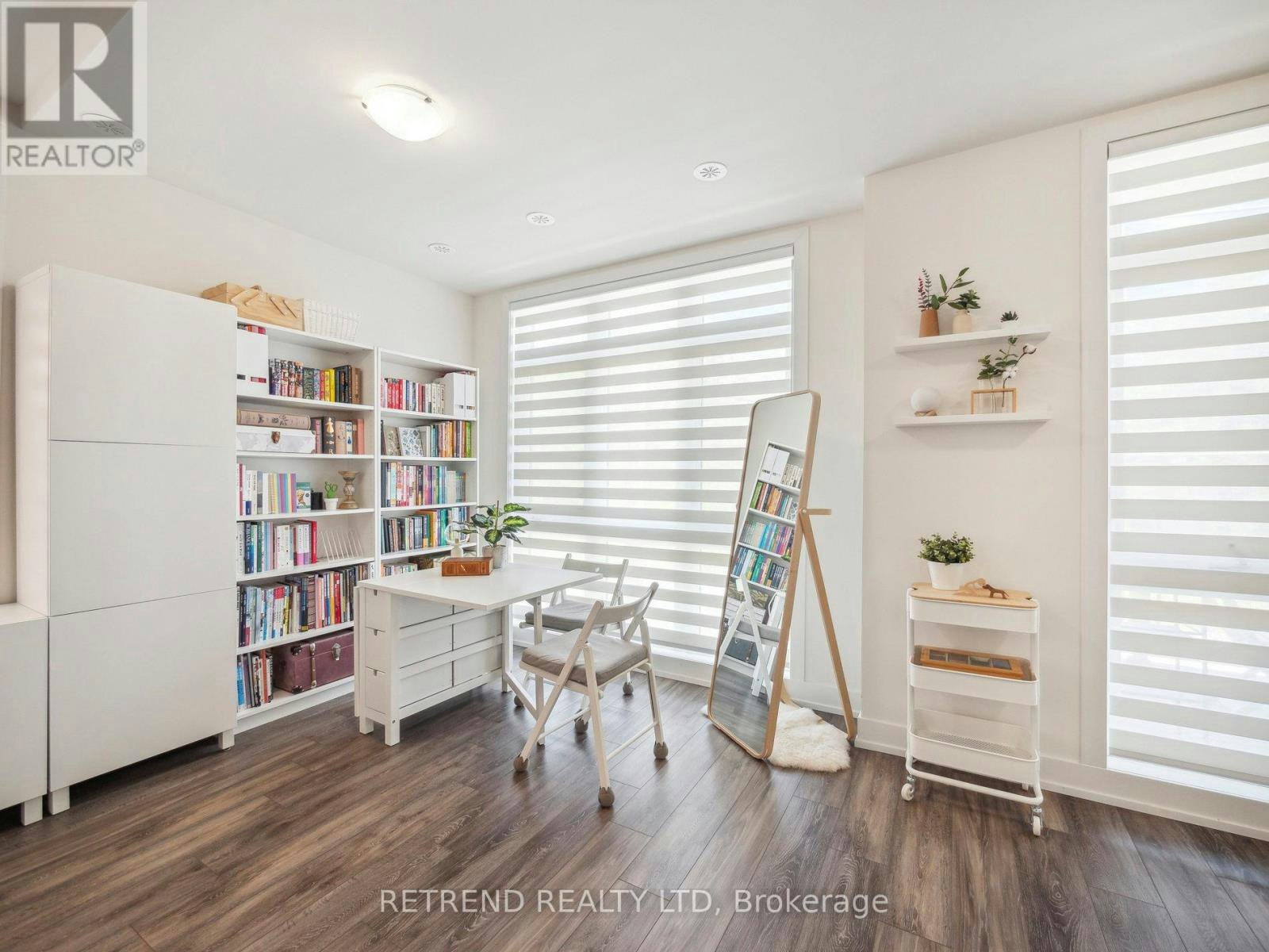 9-1 Bond Crescent, Richmond Hill, ON, L4E 1J4 - 7