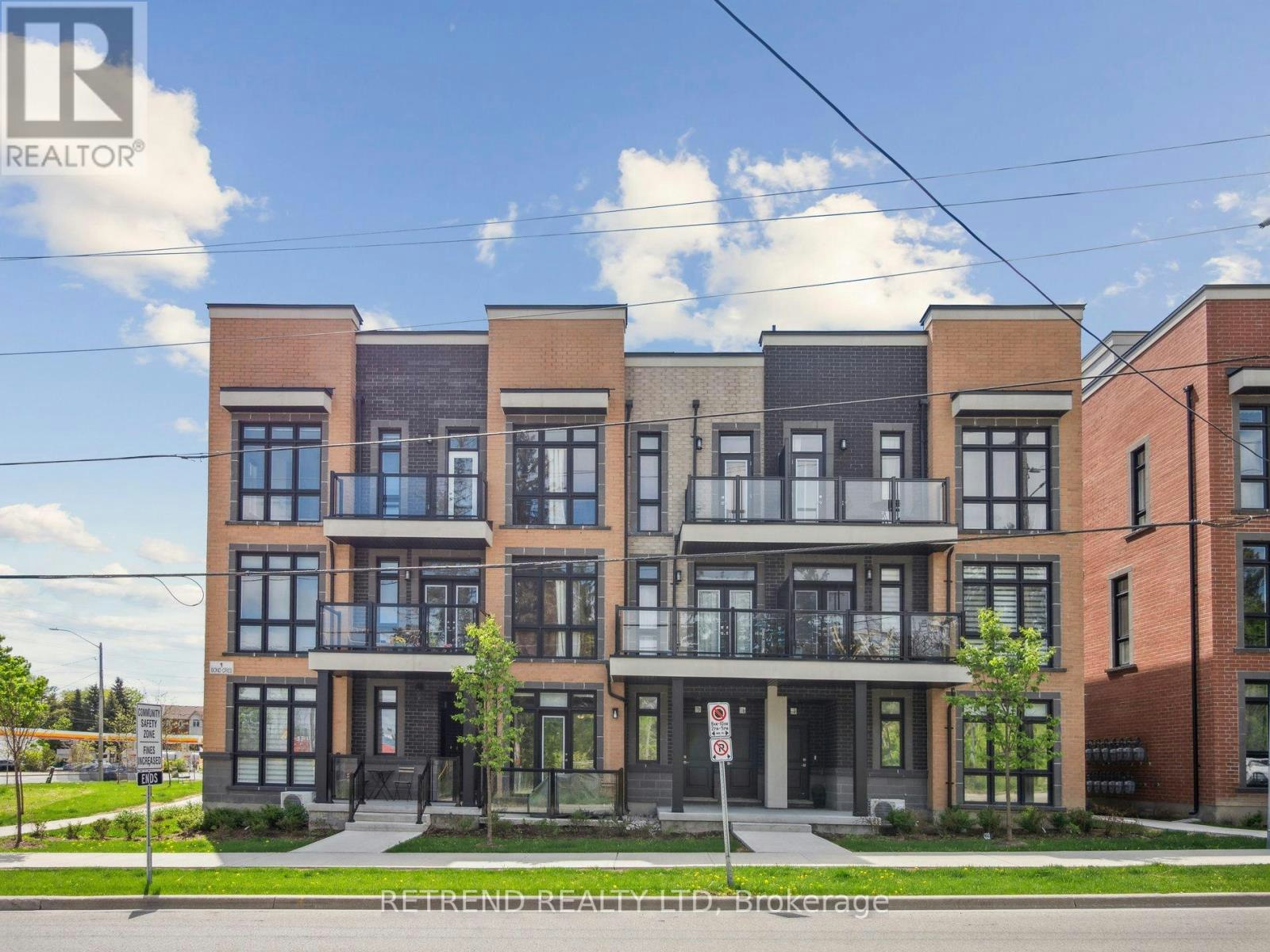9-1 Bond Crescent, Richmond Hill, ON, L4E 1J4