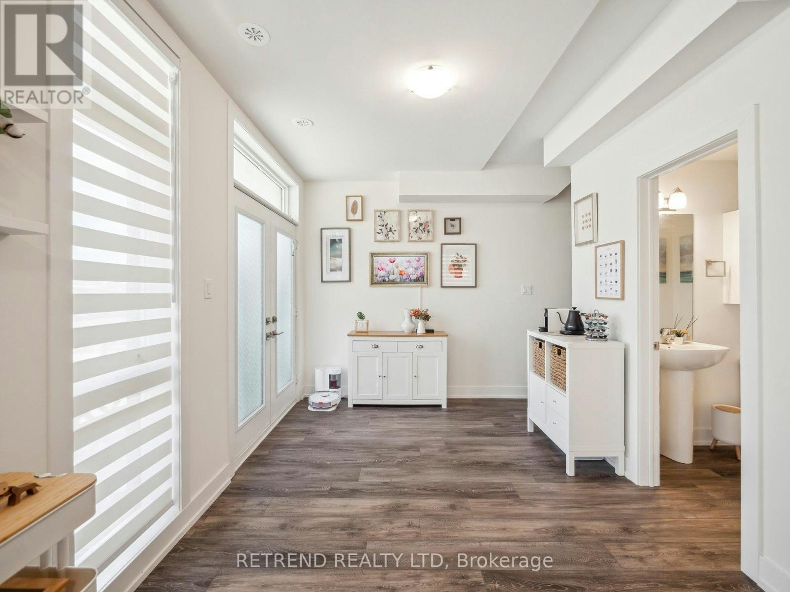 9-1 Bond Crescent, Richmond Hill, ON, L4E 1J4 - 9