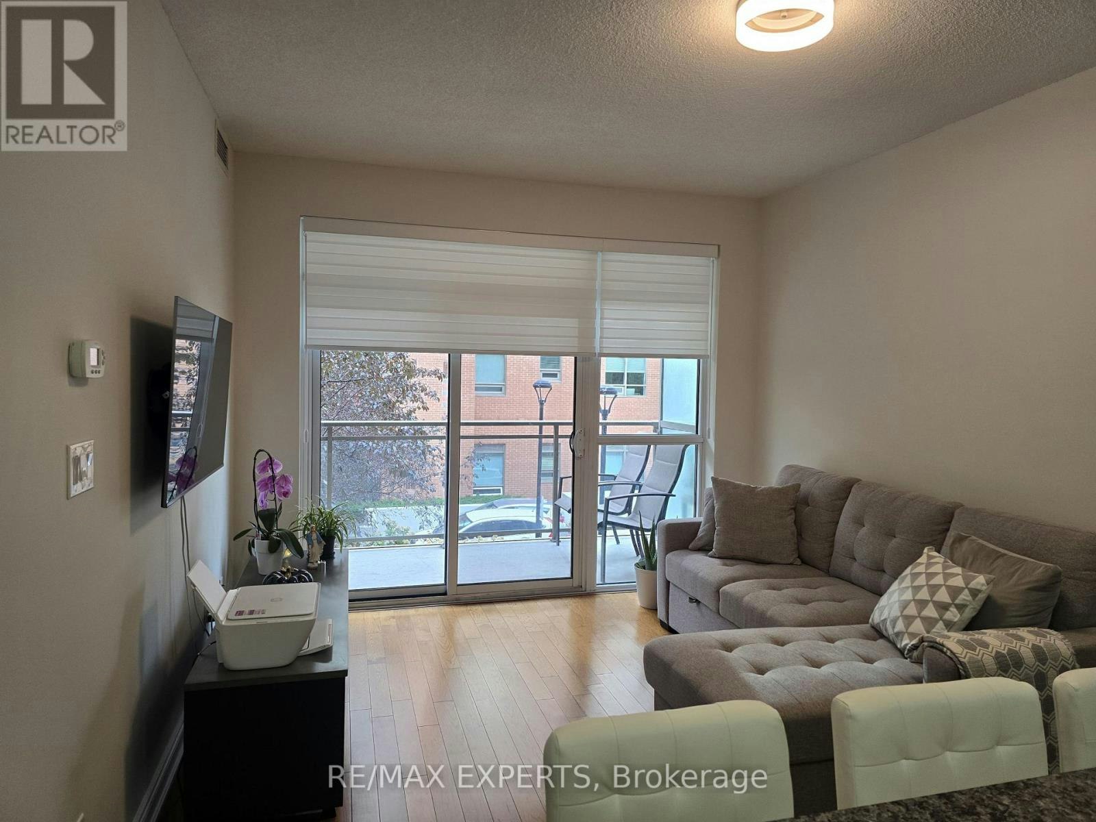207-281 Woodbridge Avenue, Vaughan, ON, L4L 0C6 - 6
