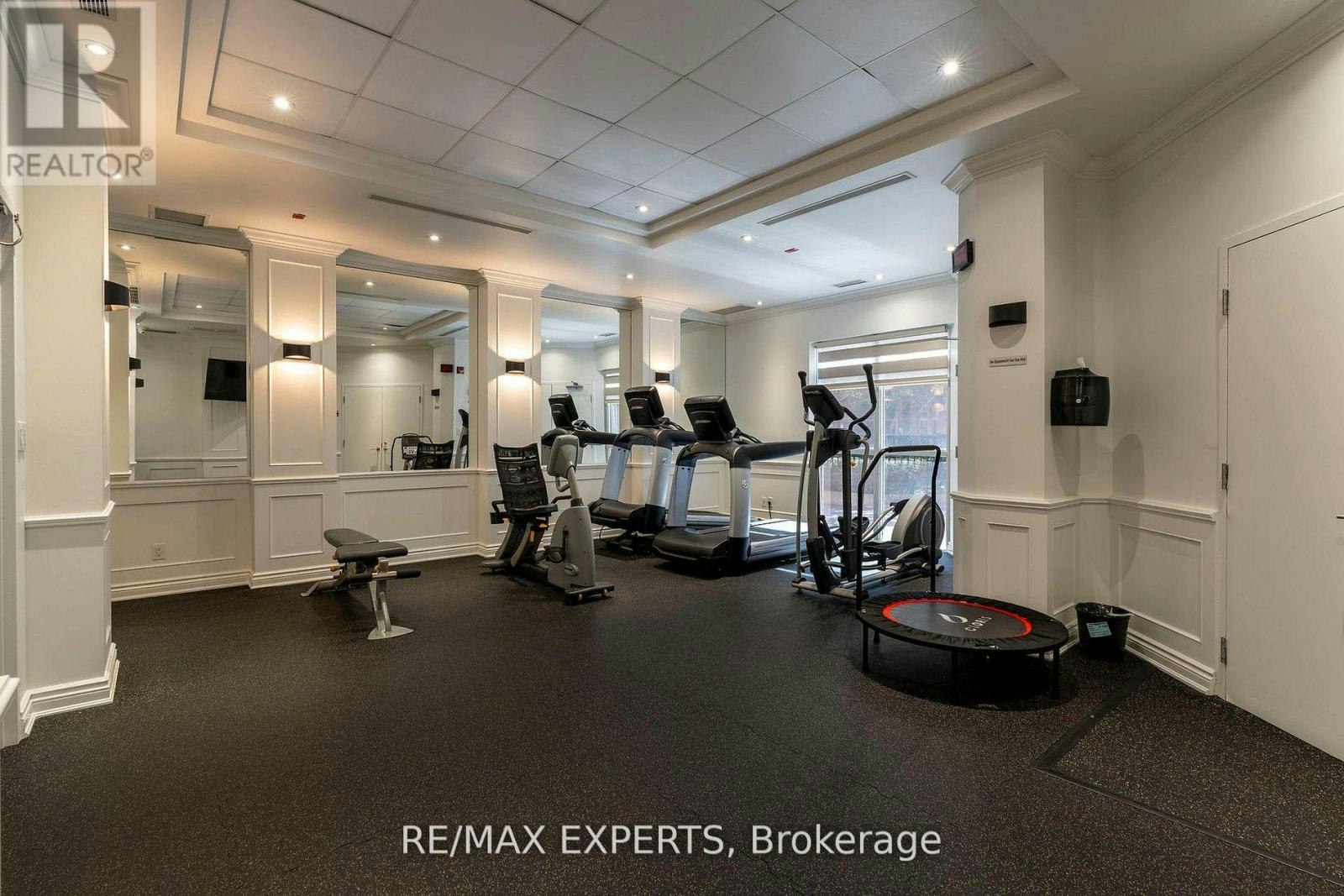 207-281 Woodbridge Avenue, Vaughan, ON, L4L 0C6 - 2