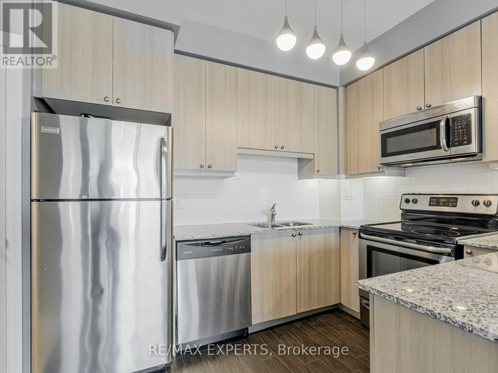 204-12 Woodstream Boulevard, Vaughan, ON, L4L 8C3 - 6