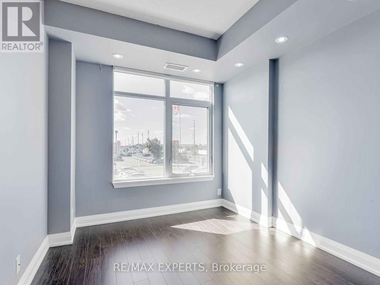 204-12 Woodstream Boulevard, Vaughan, ON, L4L 8C3 - 17