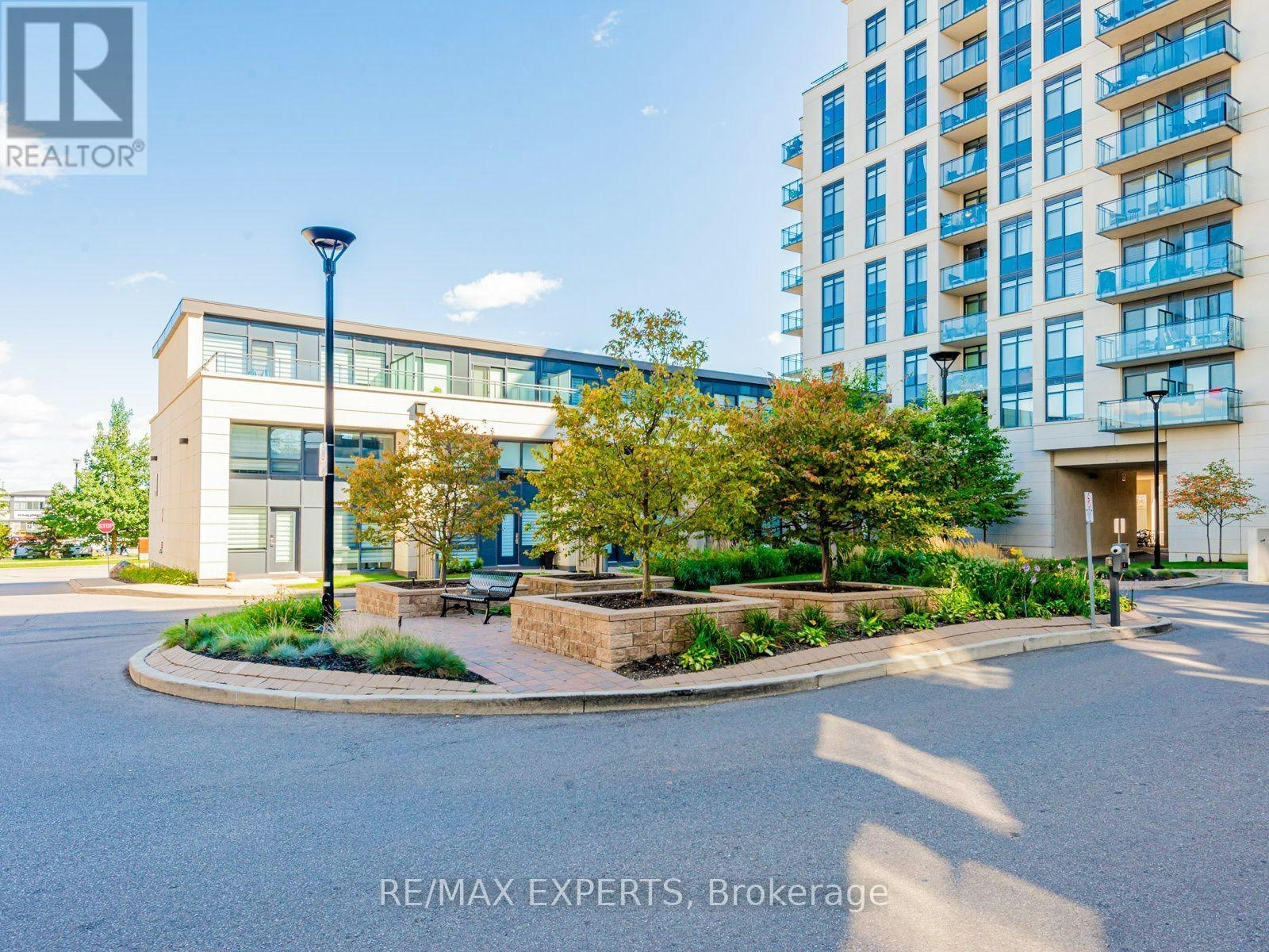204-12 Woodstream Boulevard, Vaughan, ON, L4L 8C3 - 3