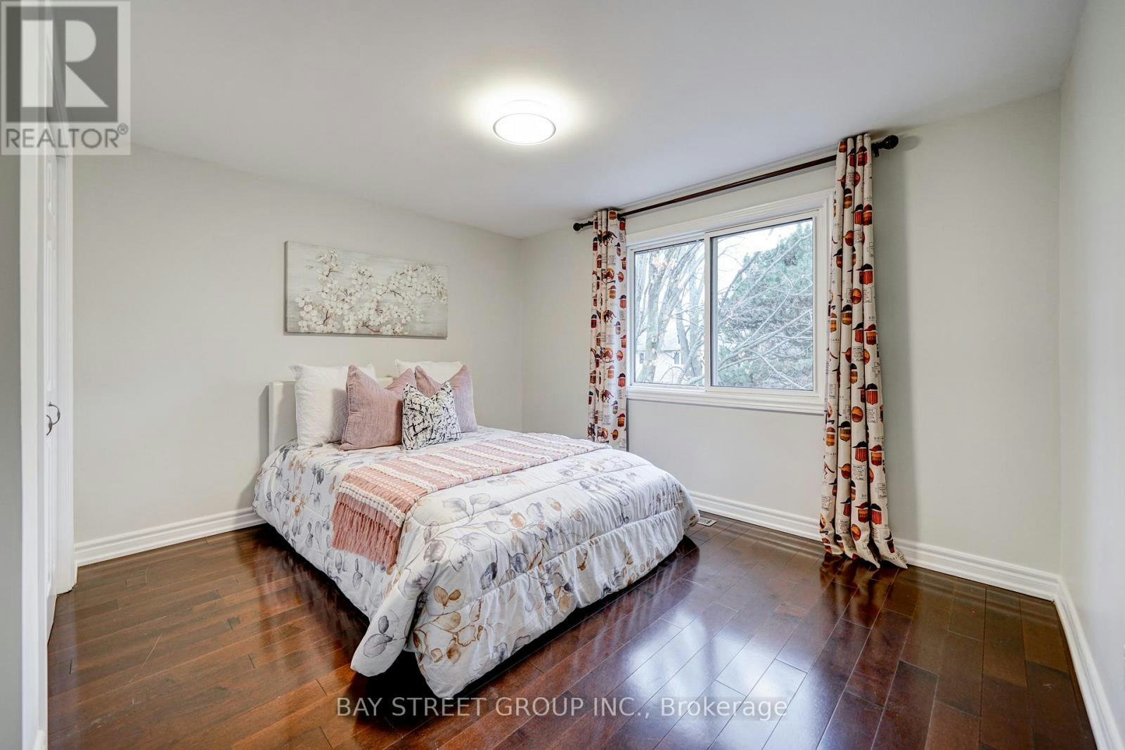 220 Arichat Road, Oakville, ON, L6J 6A7 - 23