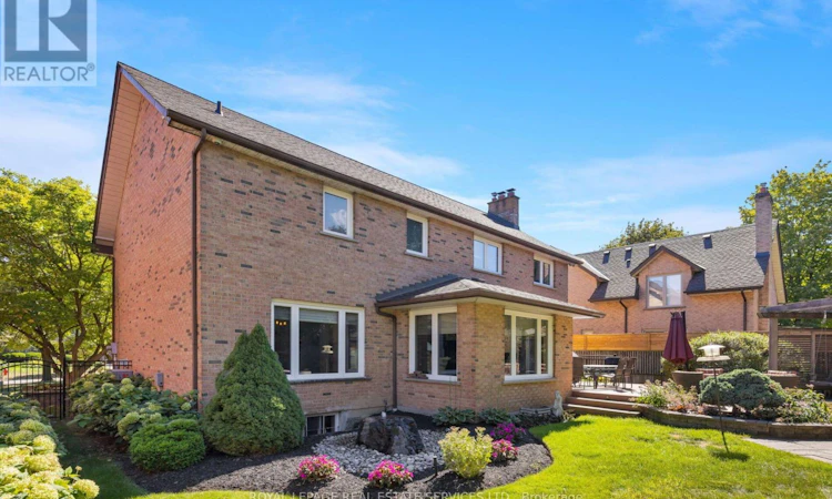 4279 Bridlepath Trail