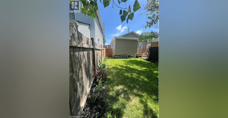 179 Vine Street S, St. Catharines, ON, L2R 3Y7 - 12