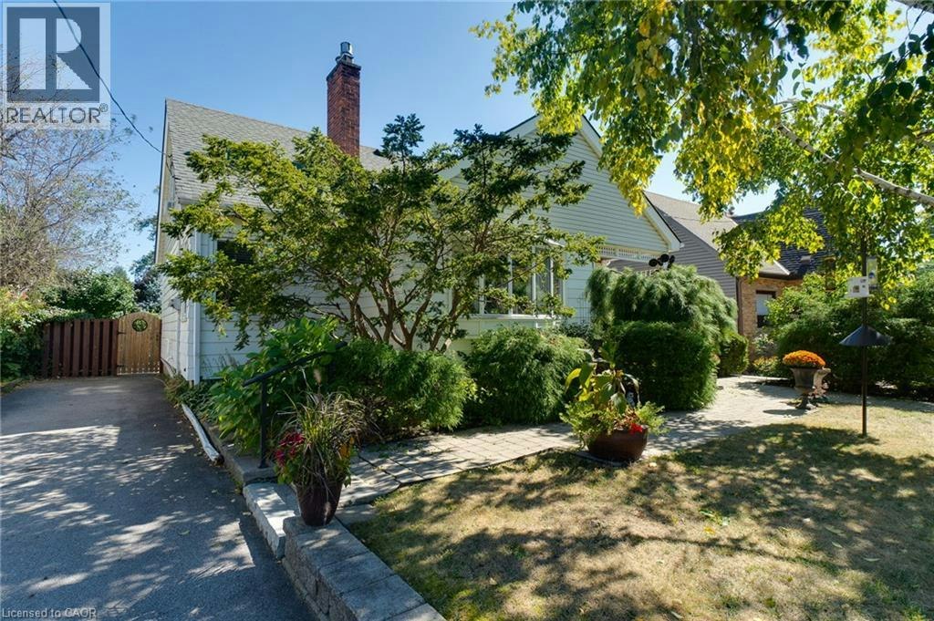 12 Don Street, Hamilton, ON, L9H 4N9