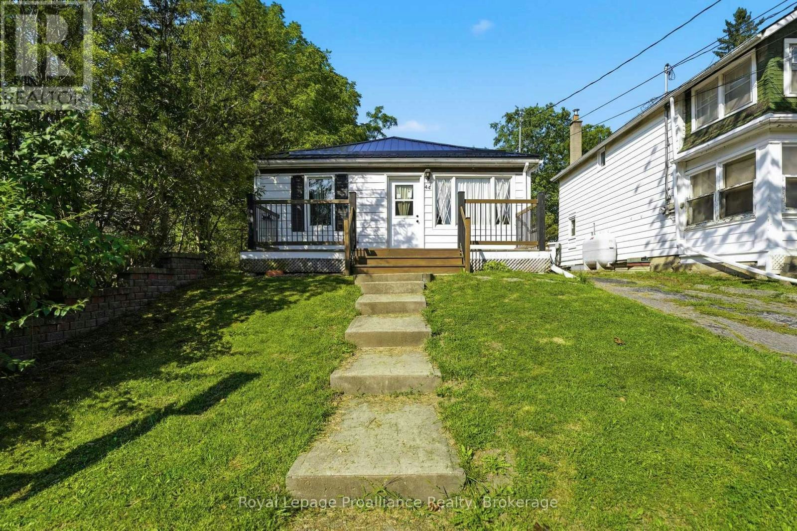 44 Geddes Street, Belleville, ON, K8P 2X5