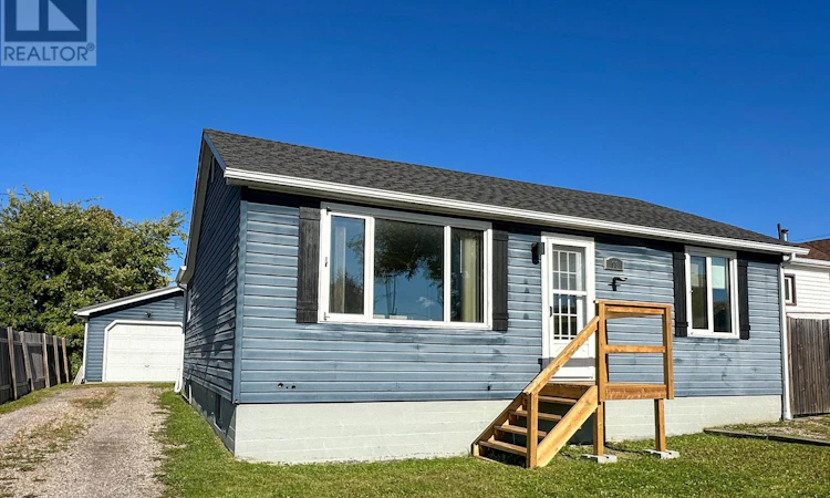 93 Dickenson Road