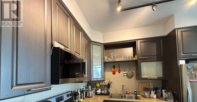 2004-500 Sherbourne Street, Toronto, ON, M4X 1L1 - 4