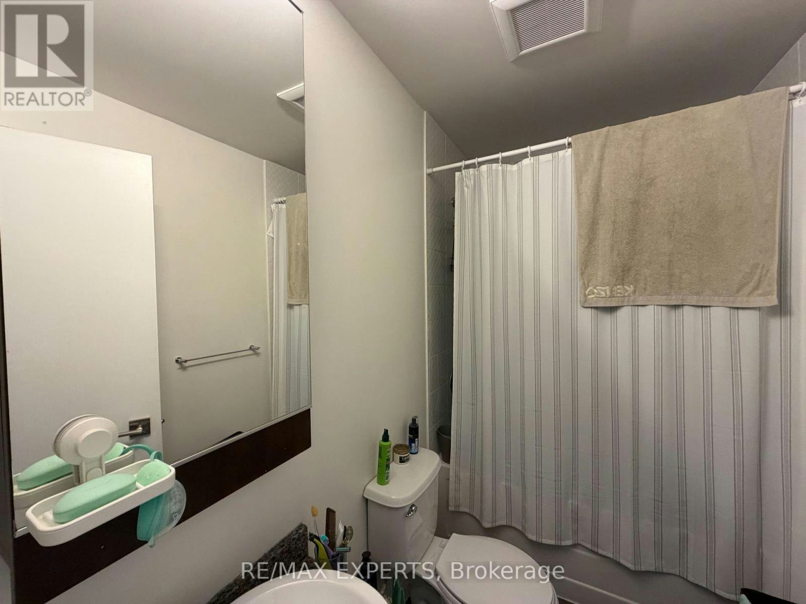 2004-500 Sherbourne Street, Toronto, ON, M4X 1L1 - 6