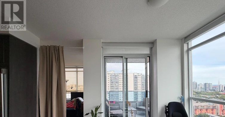 2004-500 Sherbourne Street, Toronto, ON, M4X 1L1 - 10