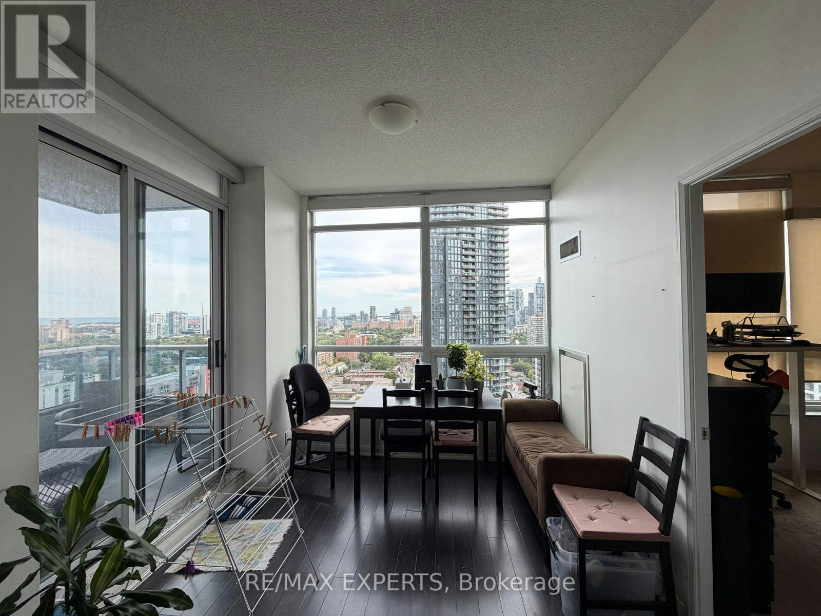 2004-500 Sherbourne Street, Toronto, ON, M4X 1L1 - 8