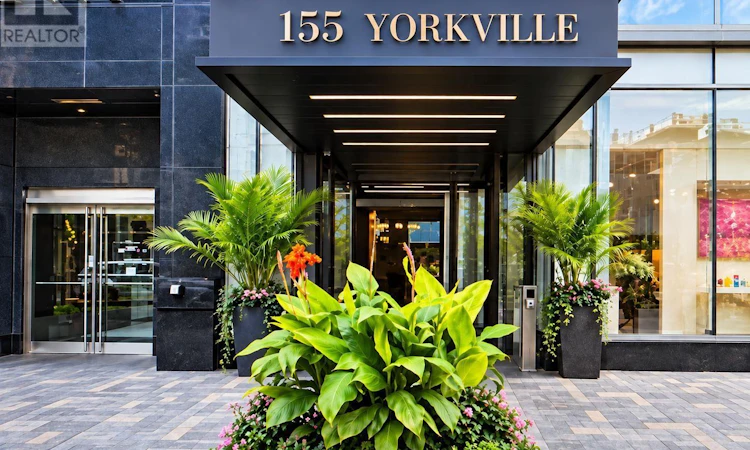 710-155 Yorkville Avenue