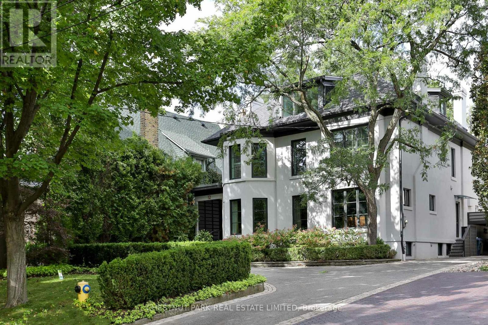12 Shorncliffe Avenue, Toronto, ON, M4V 1T1