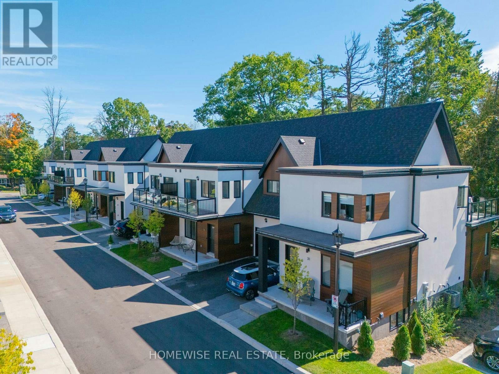 33 Ruby Crescent, Orillia, ON, L3V 8M3